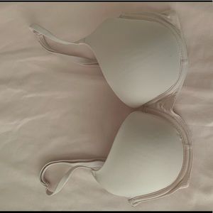 tan victoria secret bra
